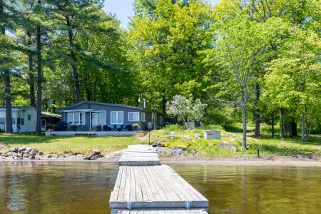 1682 Roberts Island Honey Harbour Georgian Bay